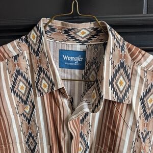 Wrangler Men's Brown and Tan Aztec Button Down Shirt